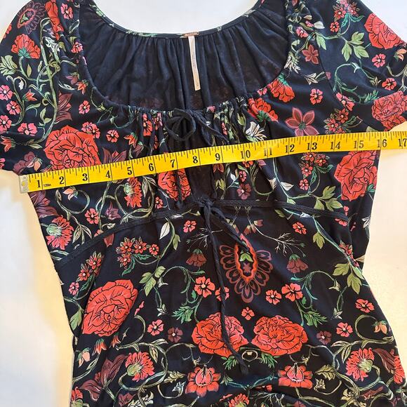 Free People Make it Easy Top Womens Large Black Floral Tie Front Cutout Blouse - Picture 8 of 9